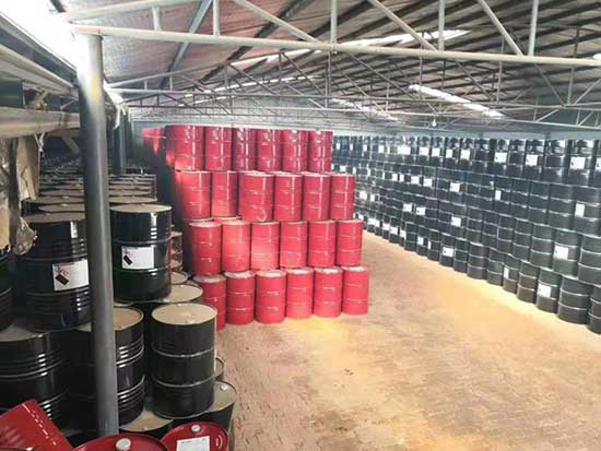 聚脲(图4) 聚脲原材料